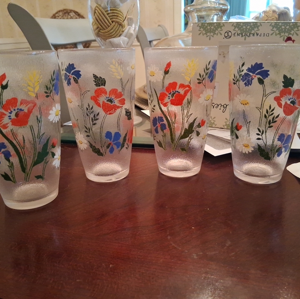 4 Vintage FLORAL Old Fashion Cups H J Stotter Plastic Glasses